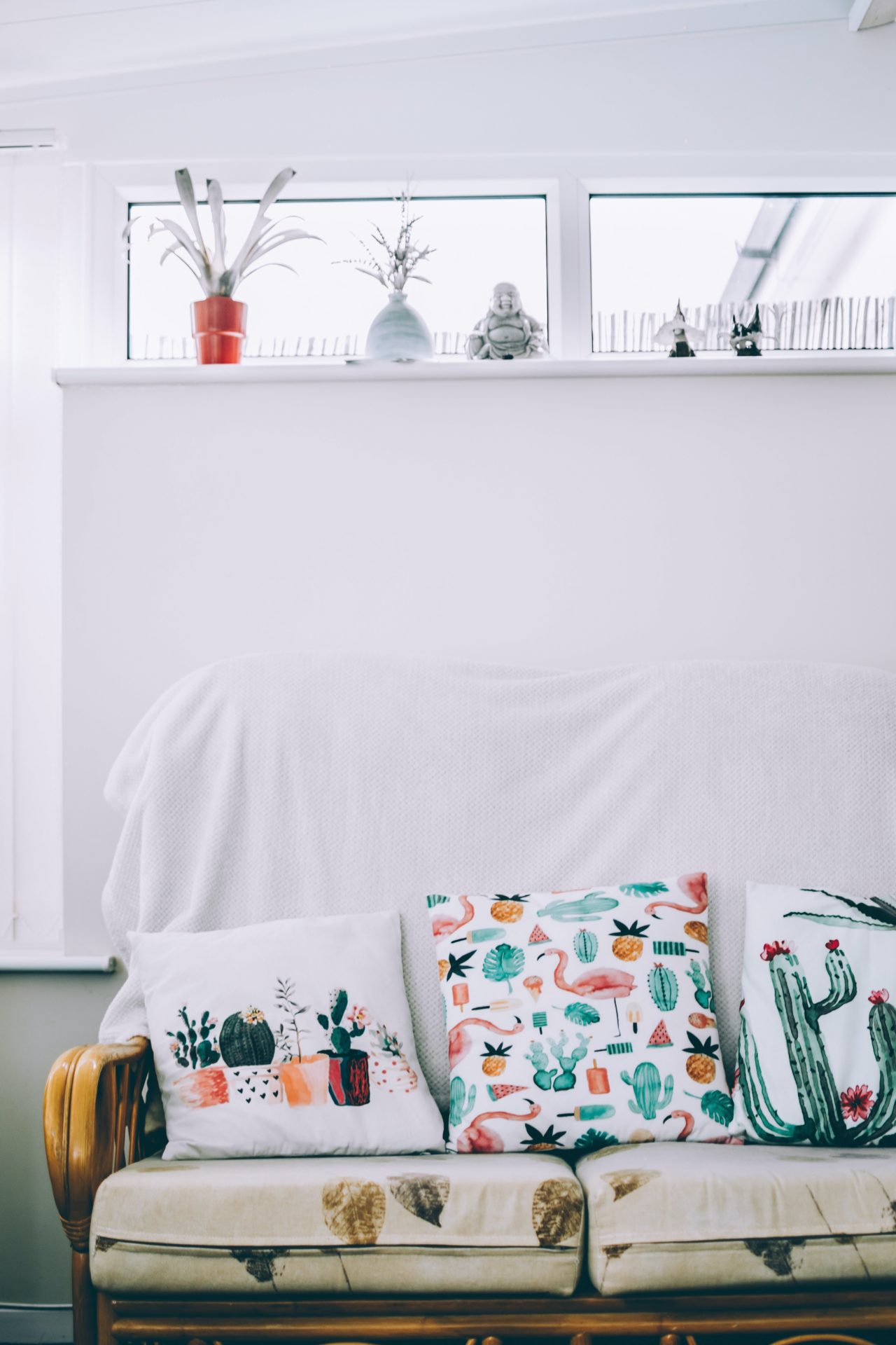 Upholstery Cleaning Calgary, AB OxyGenie Upholstery Cleaners